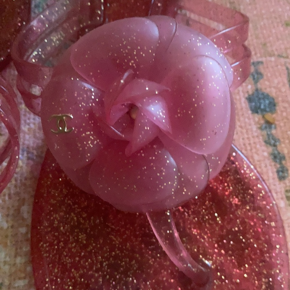 🌸🌺PINK CHANEL FLOWER JELLIES 🌺🌸 - Picture 4 of 9